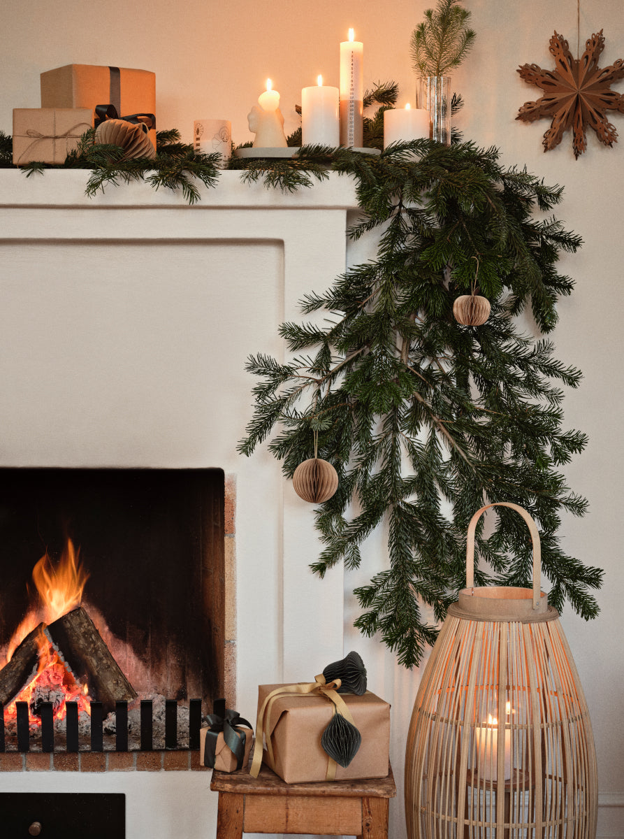 Broste Copenhagen Holger black Kerzenschale 31,5cm Lifestyle2