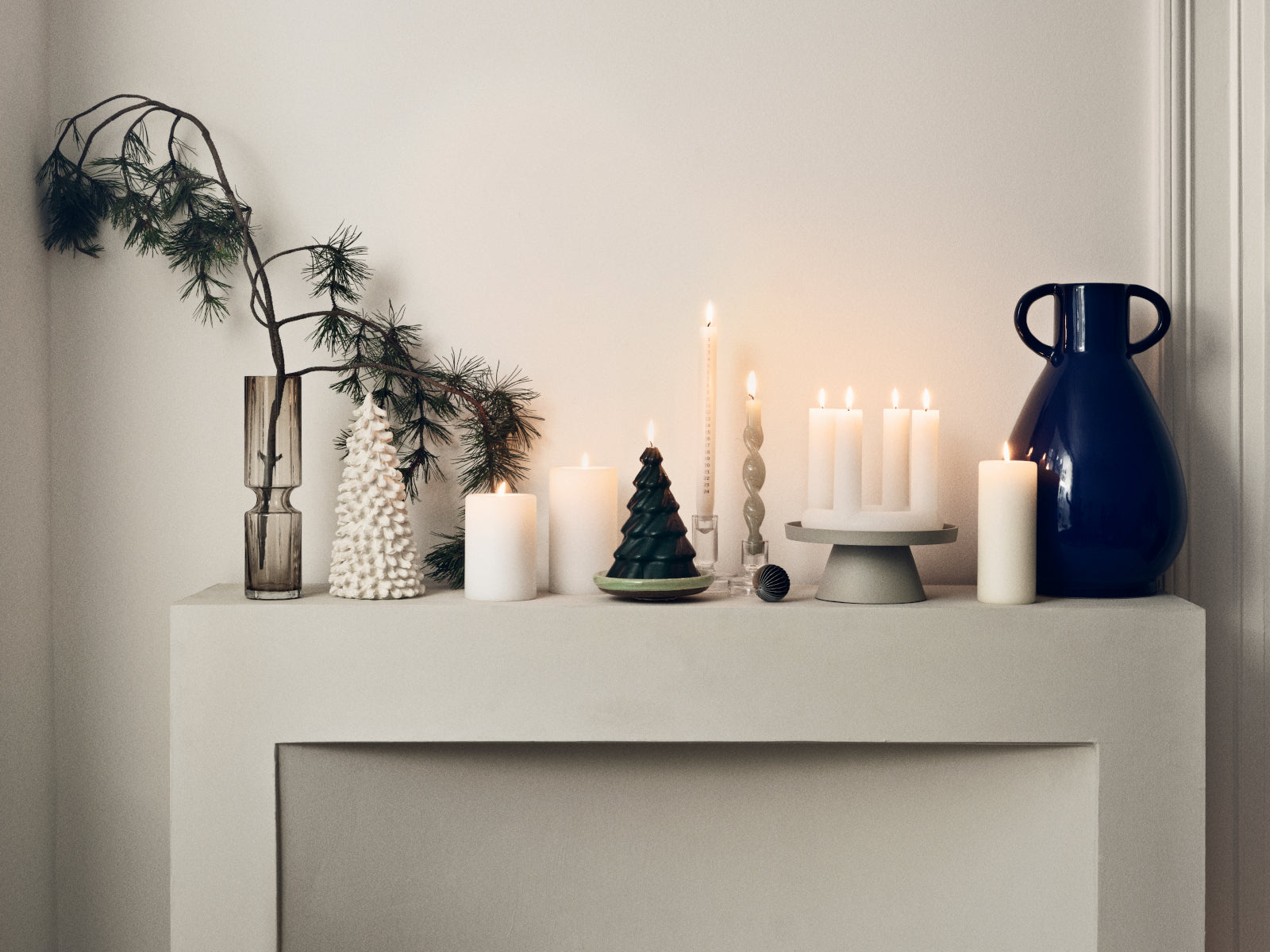 Broste Copenhagen Silke rainy day grey Leuchter 32cm Lifestyle1