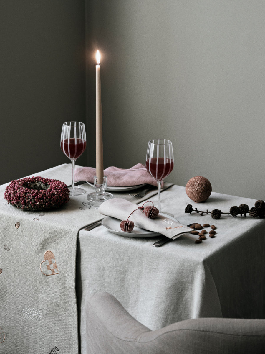 Broste Copenhagen Fryd Tischläufer beige 140x40cm Lifestyle 1