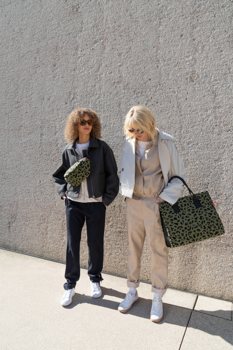 reisenthel daily shopper teddy leo olive Lifestyle 3