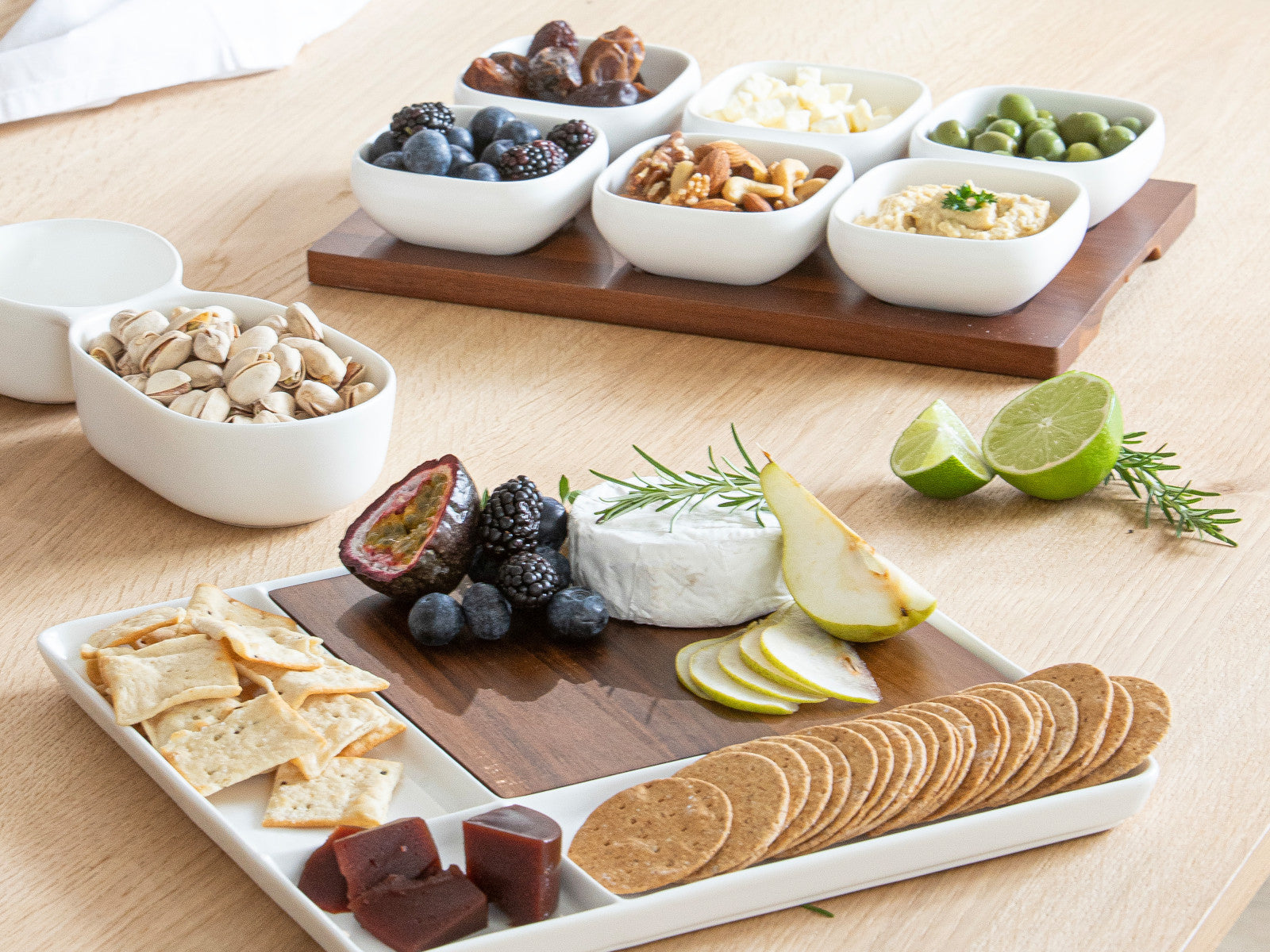 ladelle ESSENTIALS  Servierbrett anthrazit 29,5cm Lifestyle 5