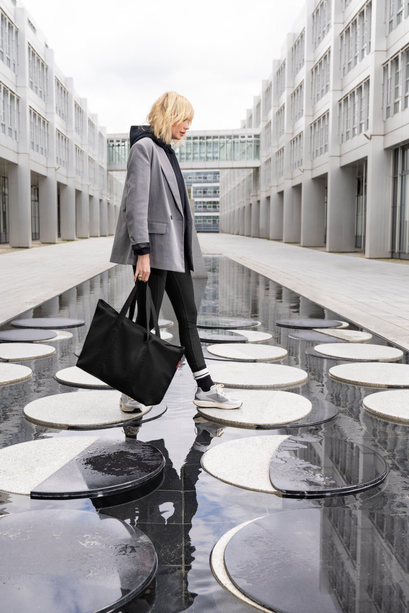 reisenthel extralite shopper L mesh black Lifestyle 8