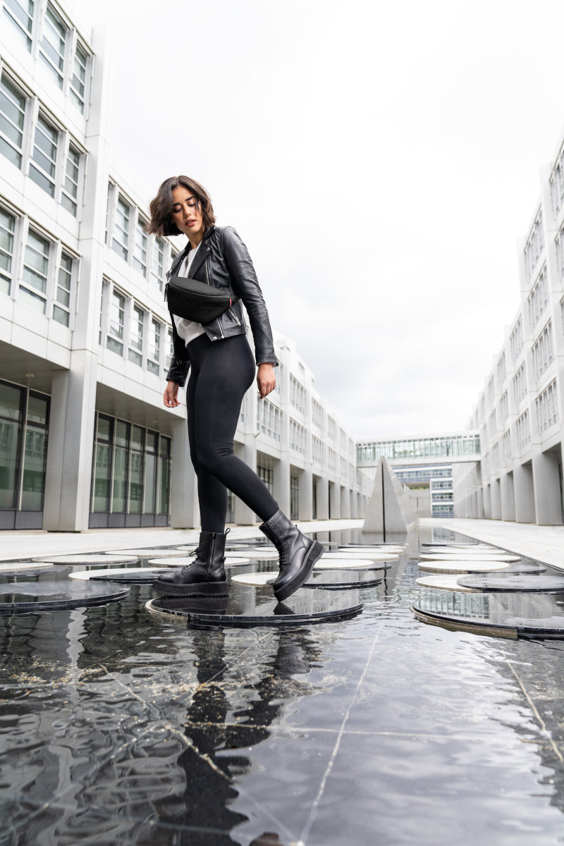 reisenthel extralite beltbag mesh black Lifestyle 7