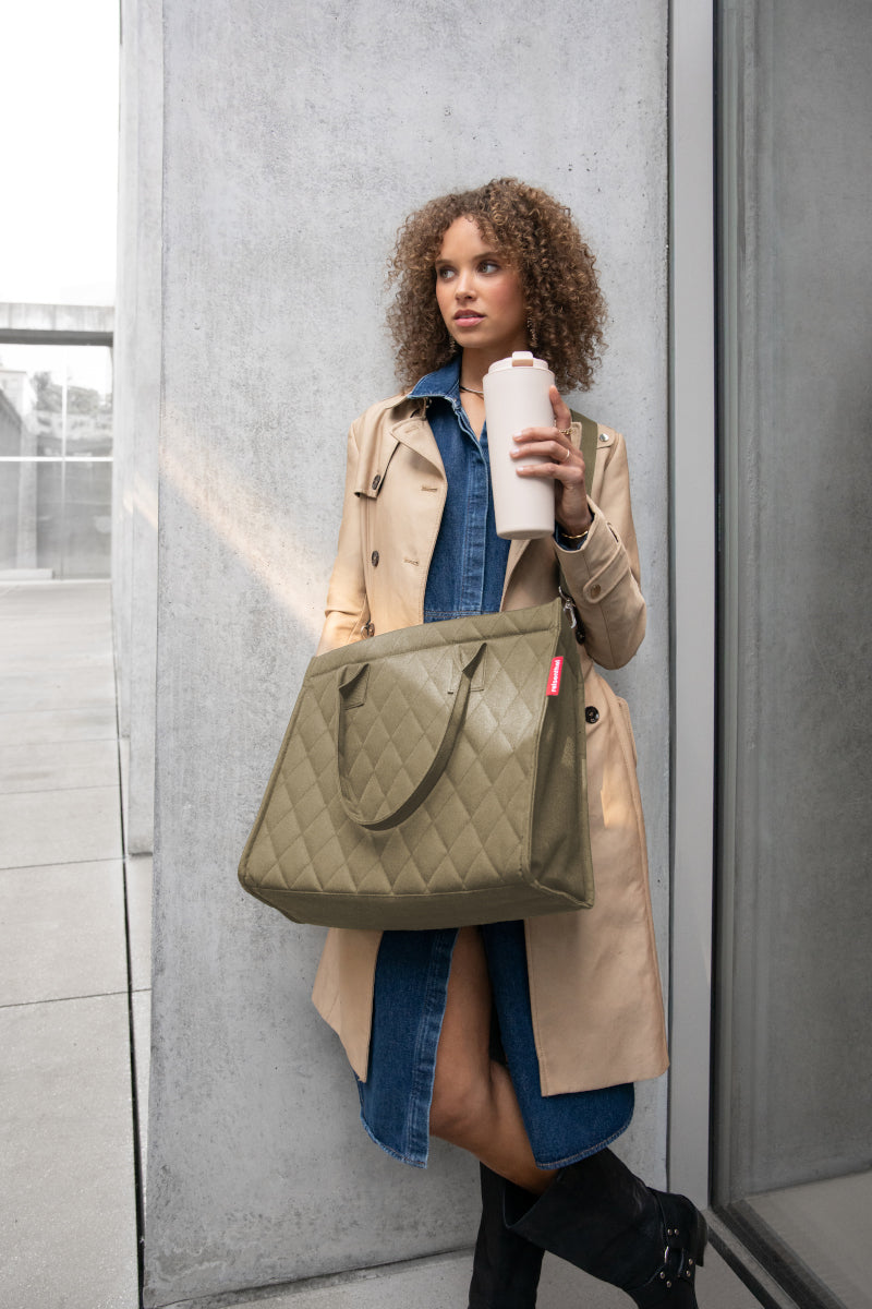 reisenthel daily shopper business rhombus olive Lifestyle1