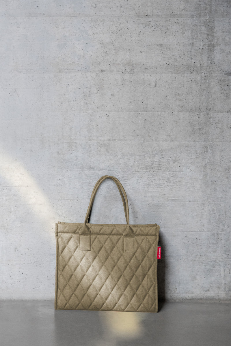 reisenthel daily shopper business rhombus olive Lifestyle5