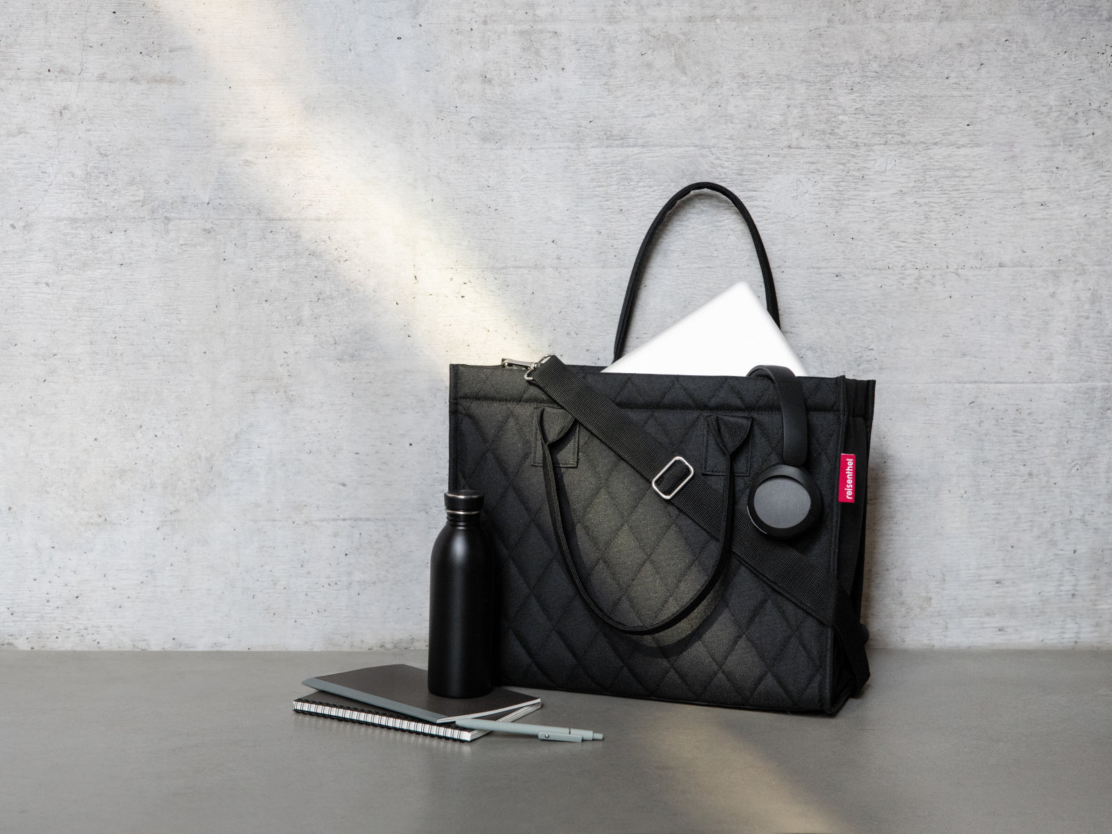 reisenthel daily shopper business rhombus black Lifestyle6