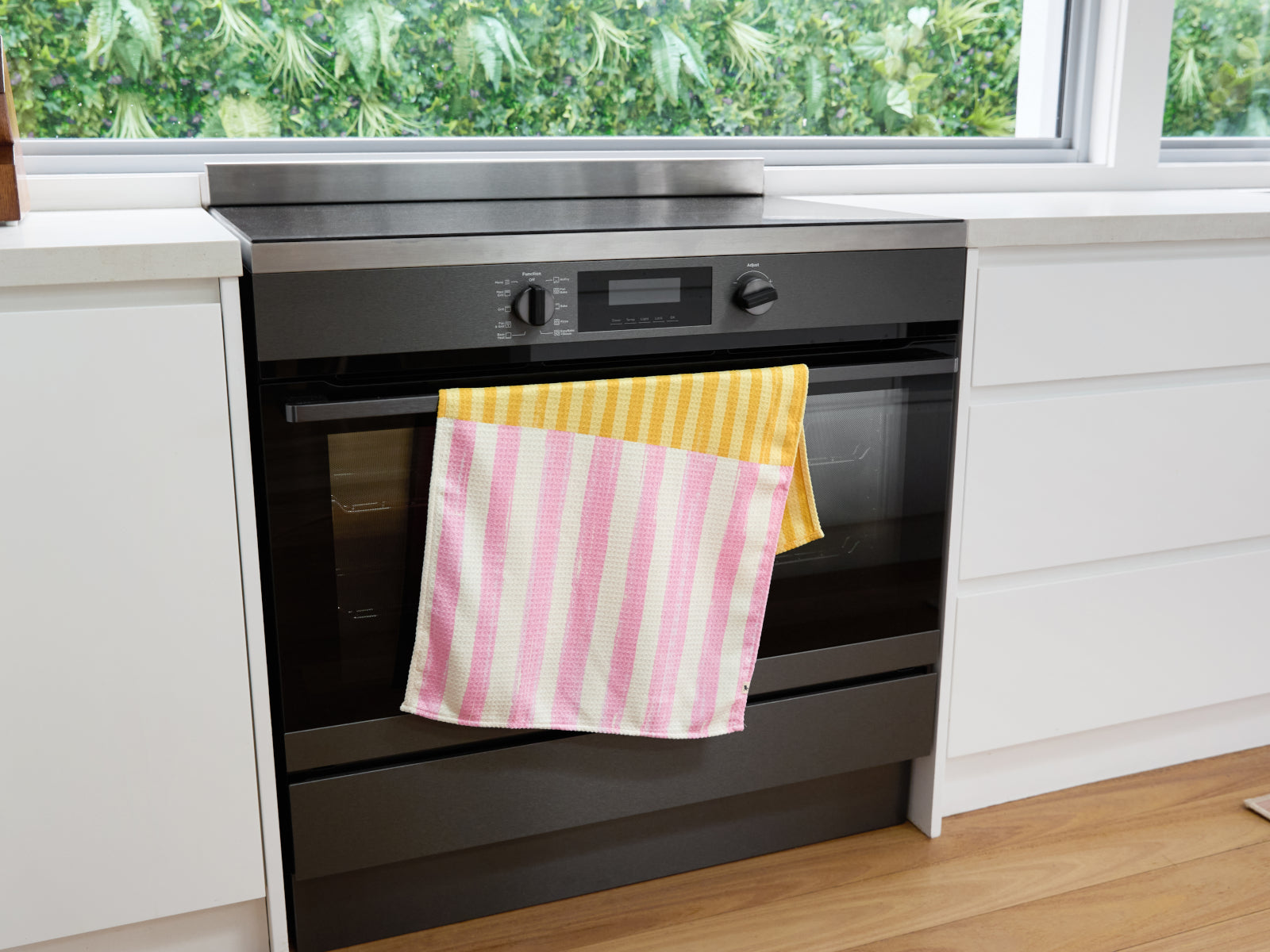 Dock & Bay Geschirrhandtuch Pink Grapefruit 75x45cm Lifestyle 3