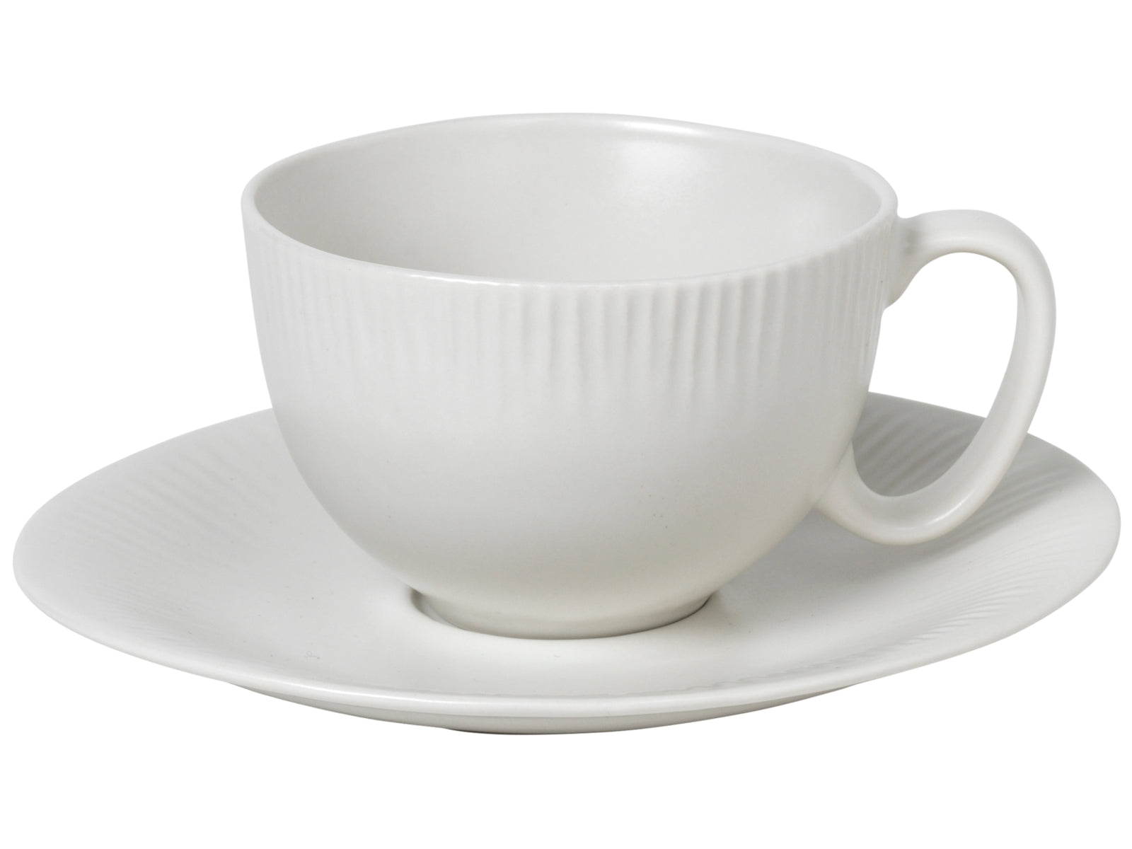 Broste Copenhagen SANDVIG soft white Tasse mit Untertasse 2tlg.