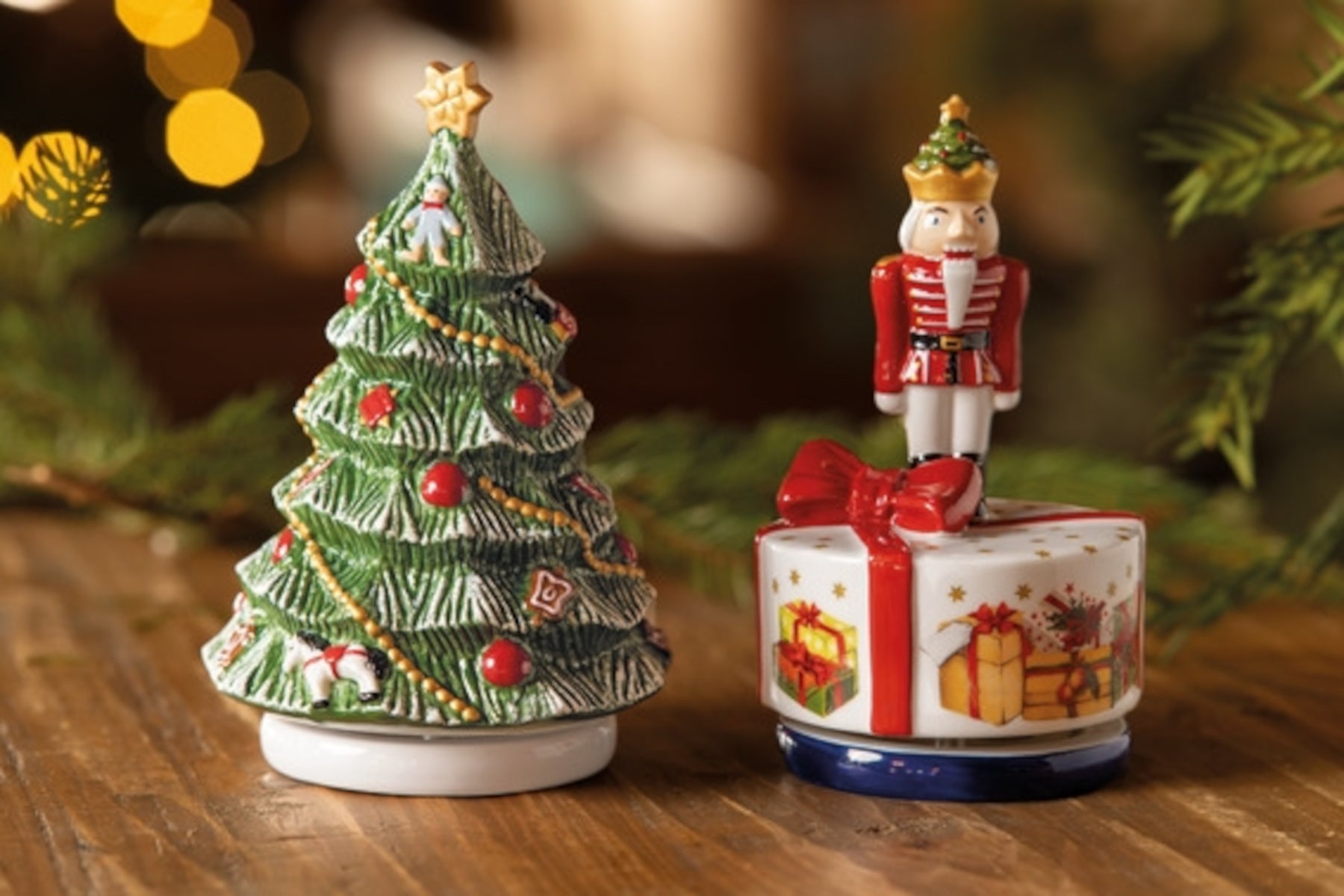 Villeroy & Boch Nostalgic Melody Weihnachtsbaum drehend Lifestyle 2