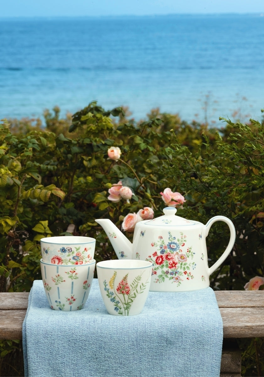 Greengate Ailis Eierbecher white 6,5 cm Lifestyle 4