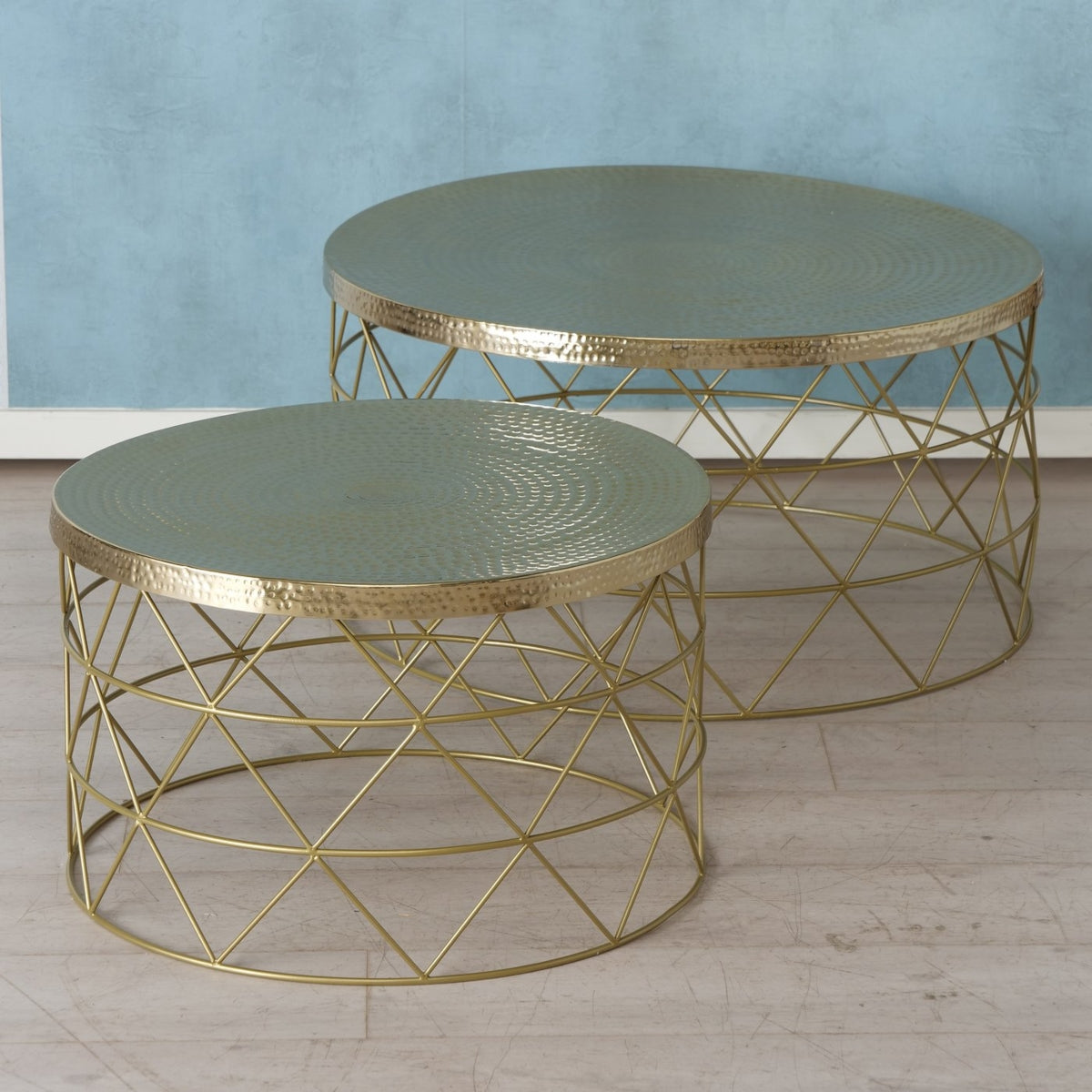 Boltze Ikato Beistelltisch Eisen gold 76 cm (1 Stück) Lifestyle 4