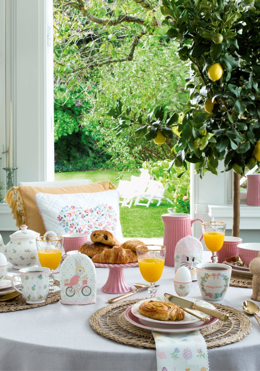 Greengate Cilja Rabbit Eierwärmer white Lifestyle 4