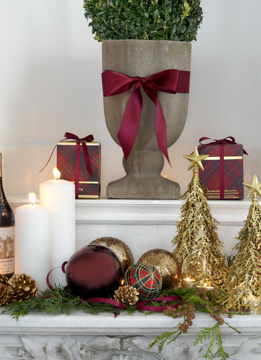 Greengate Harmony Weihnachtskugel sparkling blue 8cm Lifestyle 2