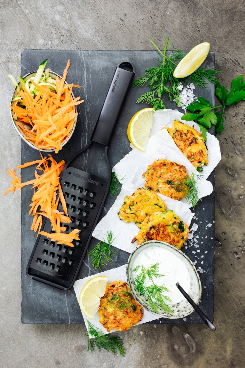 Microplane Black Sheep Serie Reibe sehr grob schwarz Lifestyle 3