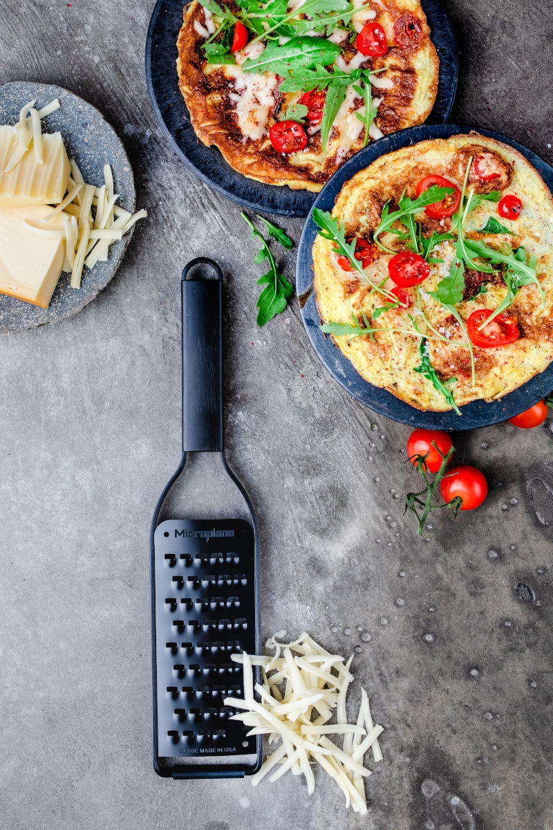 Microplane Black Sheep Serie Reibe sehr grob schwarz Lifestyle 4