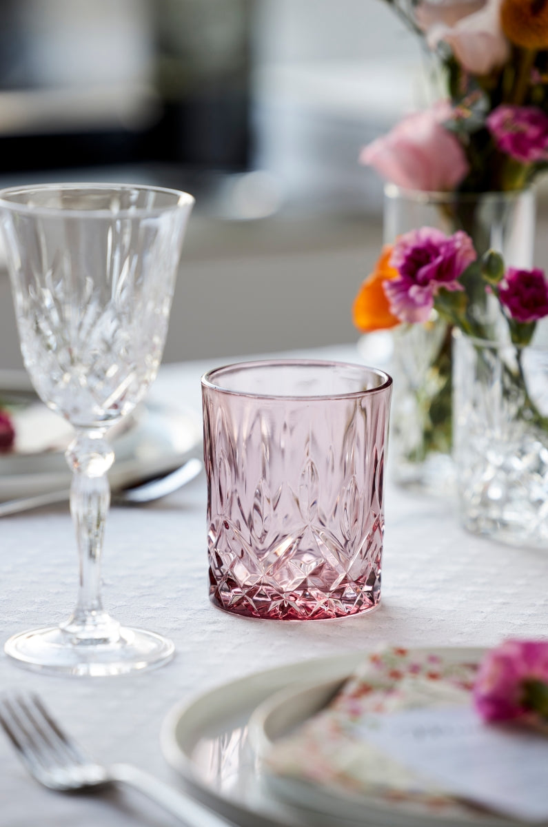Lyngby Sorrento Whiskyglas pink 320ml Set4 Lifestyle1