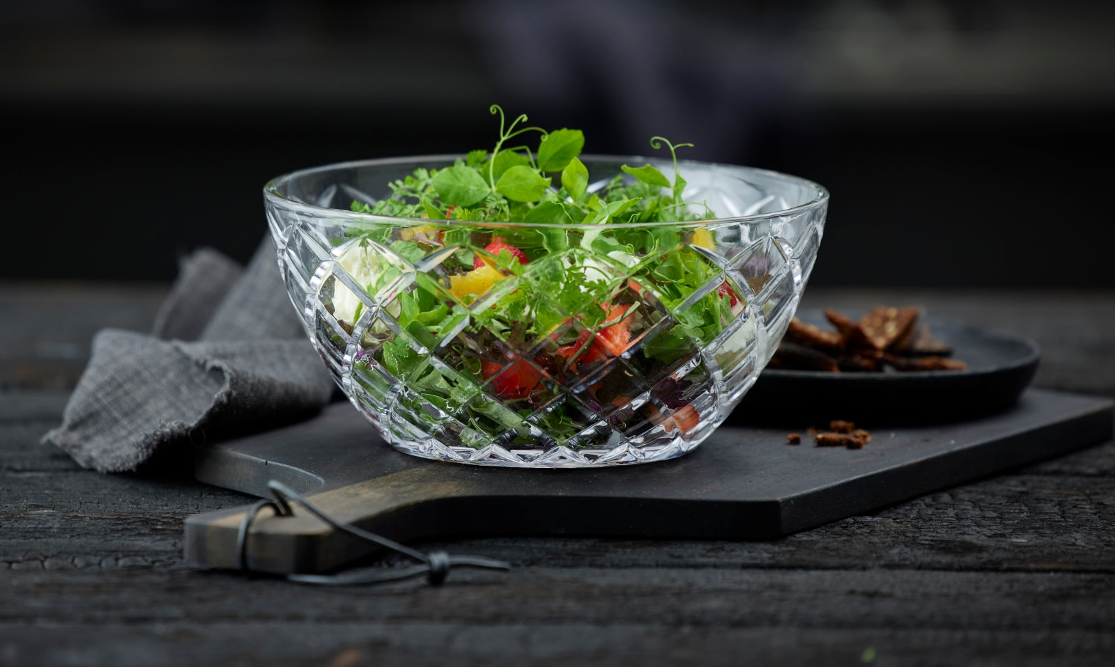 Lyngby Sorrento Salatschüssel Glas klar 24cm Lifestyle3