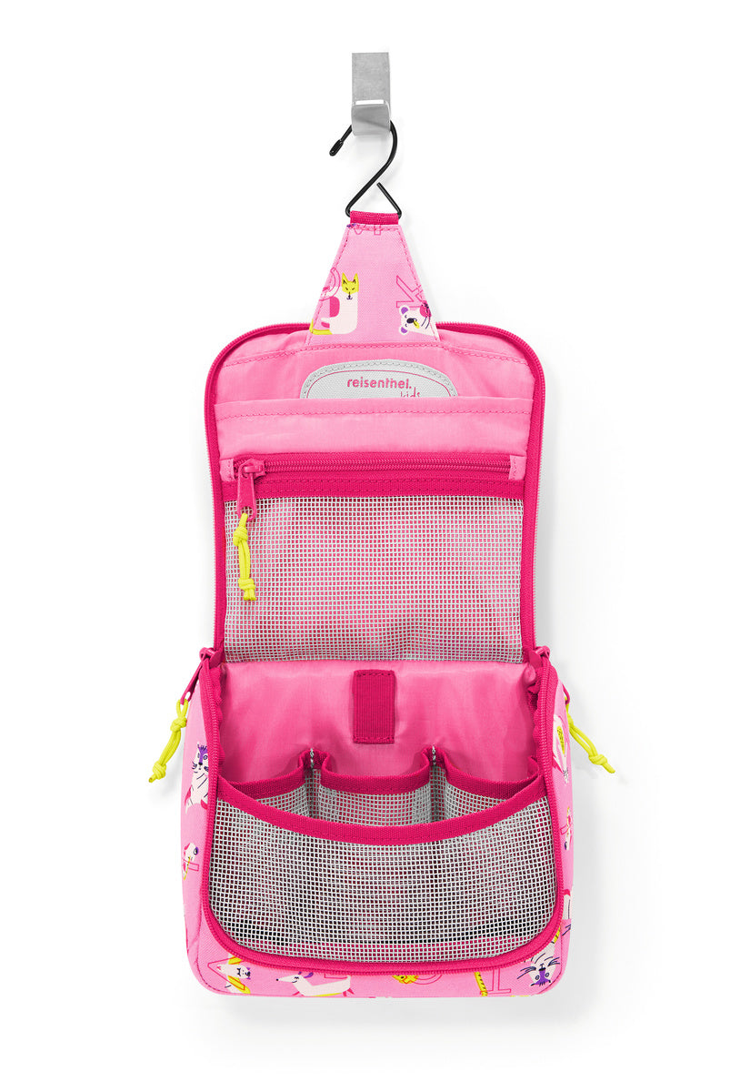 reisenthel toiletbag S kids abc friends pink Freisteller 3
