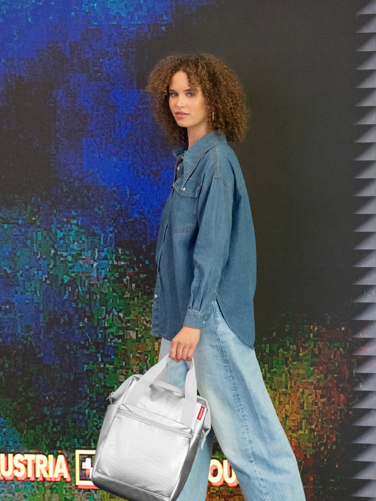 reisenthel allrounder R silver crackle Lifestyle 5