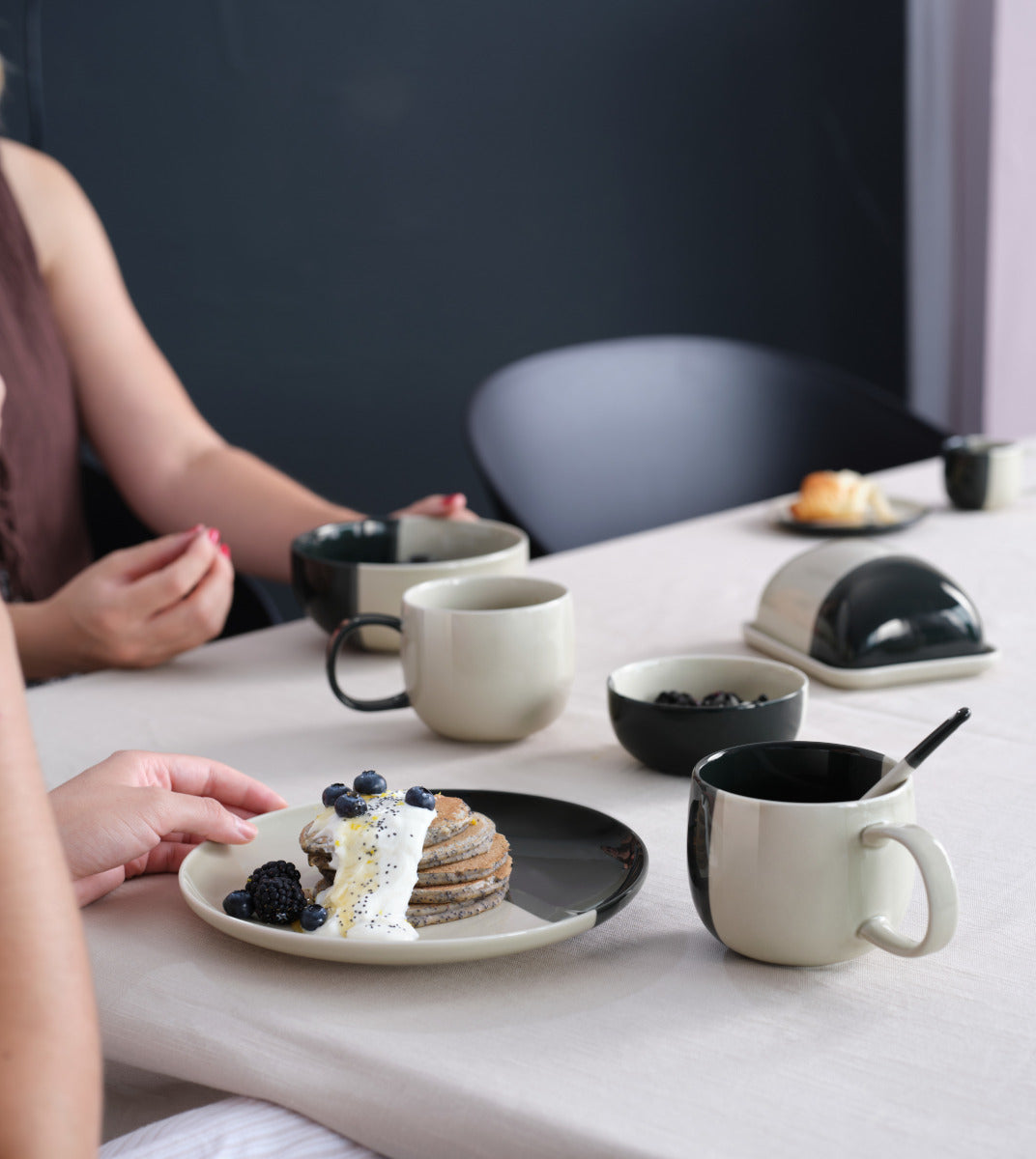 ASA joy Set Löffel black currant smoothie 10 cm Set3 Lifestyle  2