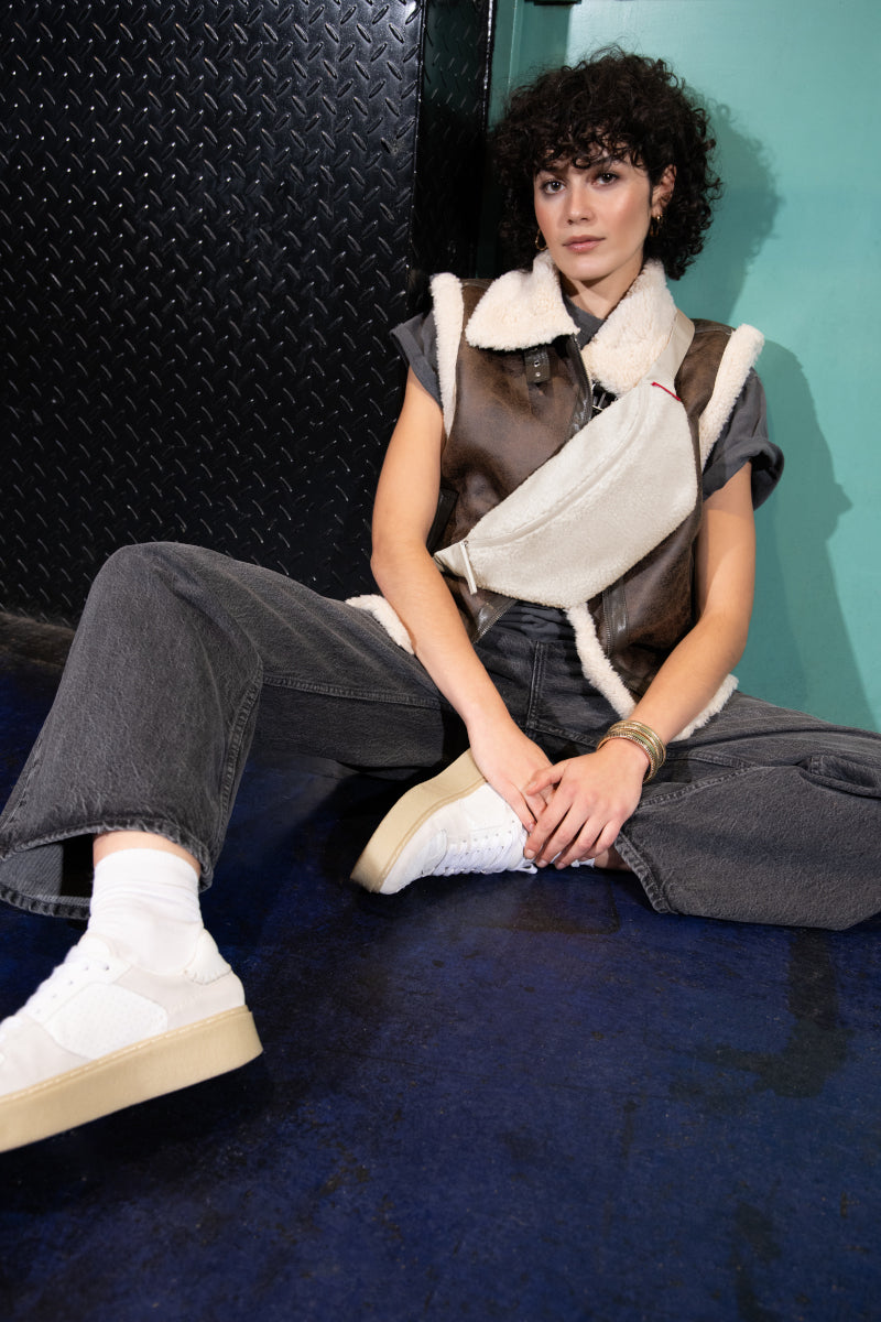 reisenthel beltbag teddy sand Lifestyle 5