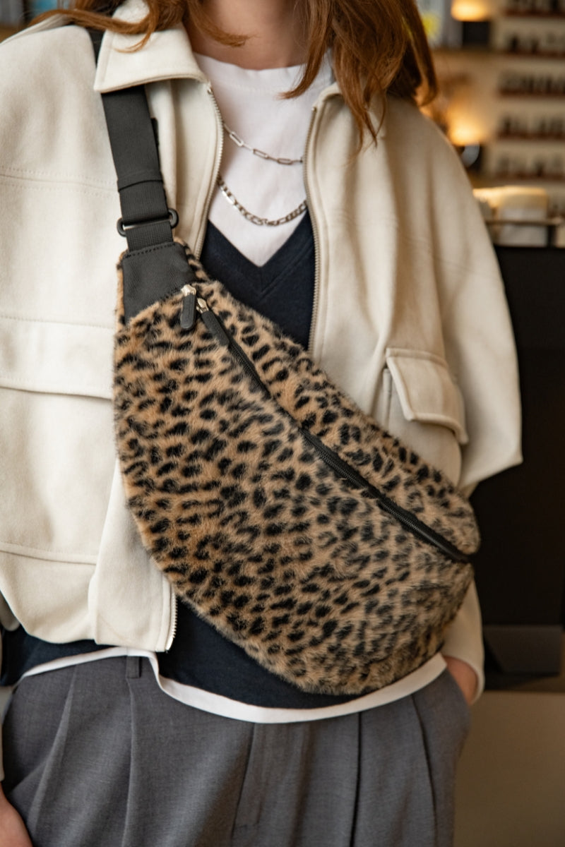 reisenthel city beltbag leo fake fur - Produktbild 11