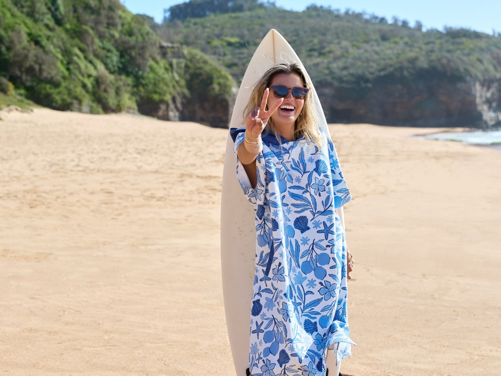 Dock & Bay Erwachsenen-Badeponcho M Wavy Baby 99x70cm - Produktbild 5
