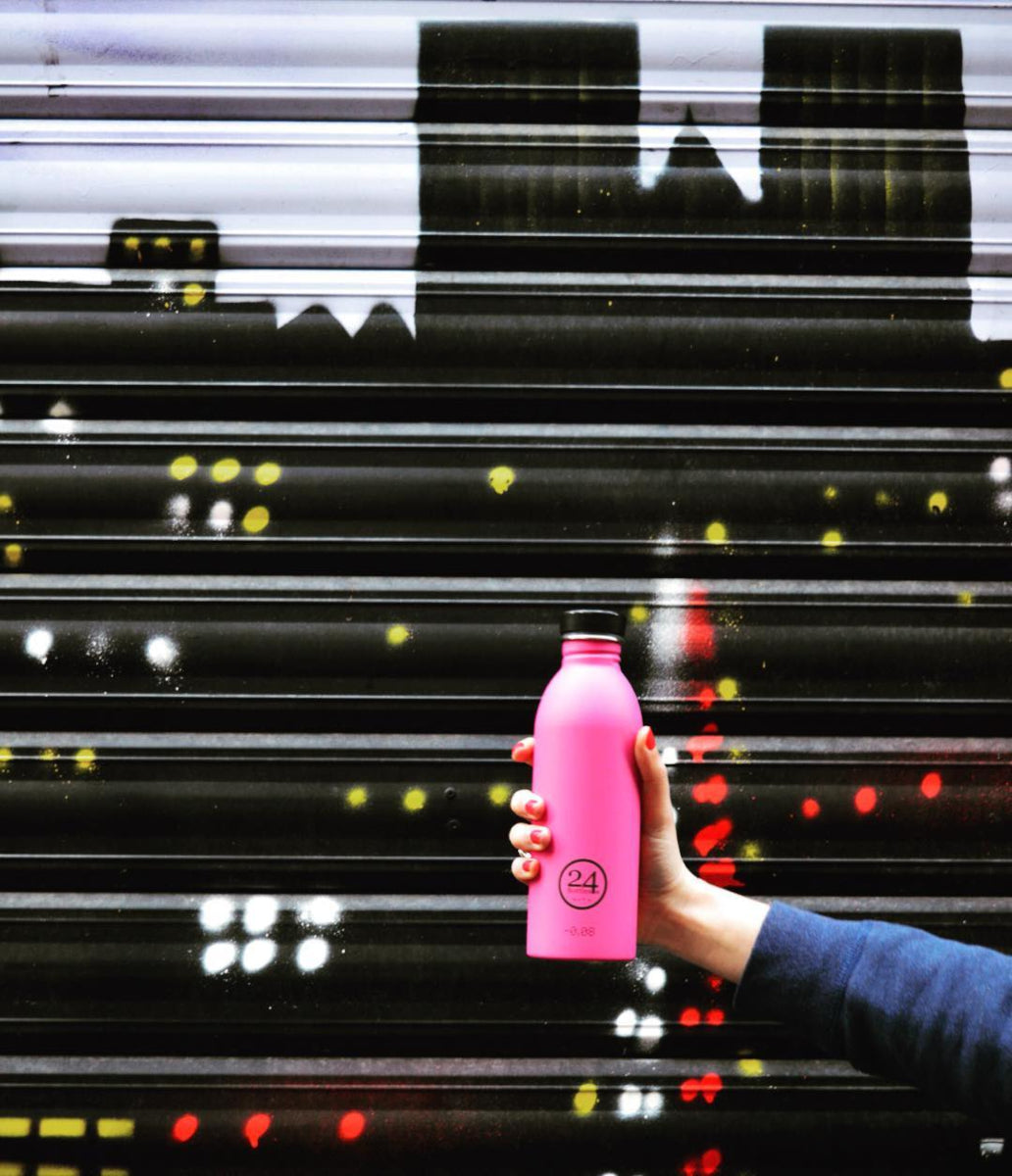 24Bottles Urban Bottle Stone Passion Pink 1l Lifestyle 2