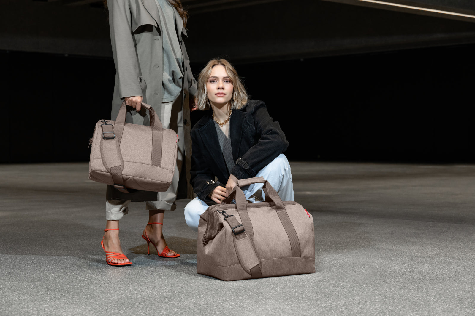 reisenthel allrounder L herringbone mokka Lifestyle 2