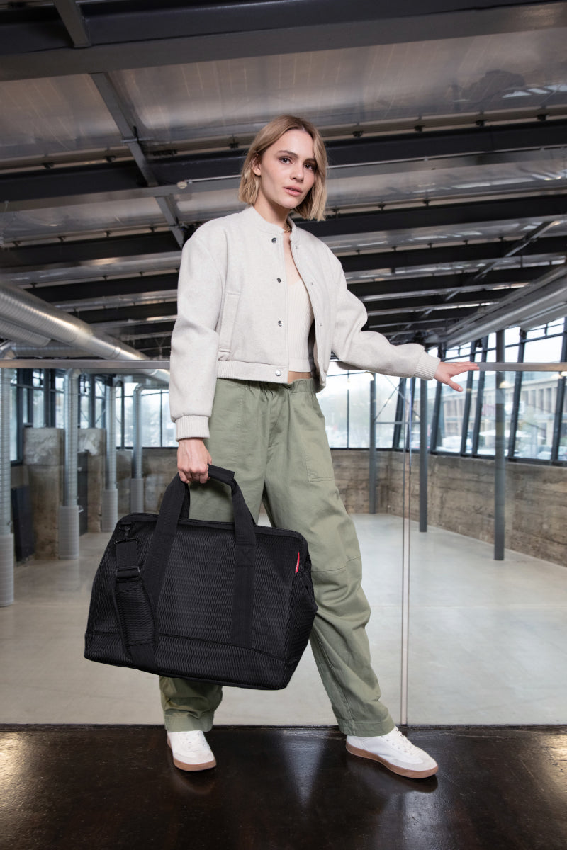 reisenthel allrounder L mesh black Lifestyle 2