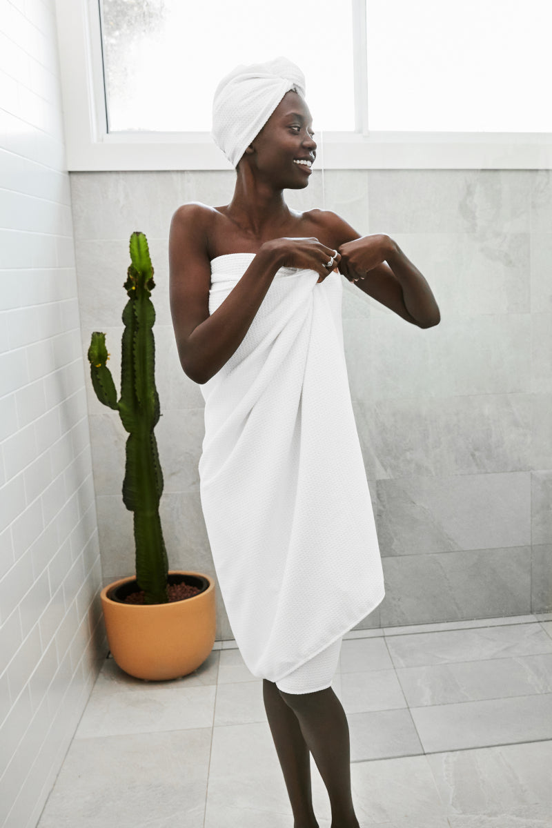 Dock & Bay Badehandtuch Waffelmuster S Crystal White 85x40cm Lifestyle 1