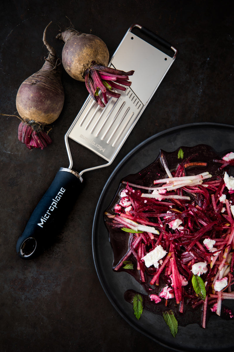 Microplane Profi-Juliennehobel schwarz Lifestyle 1