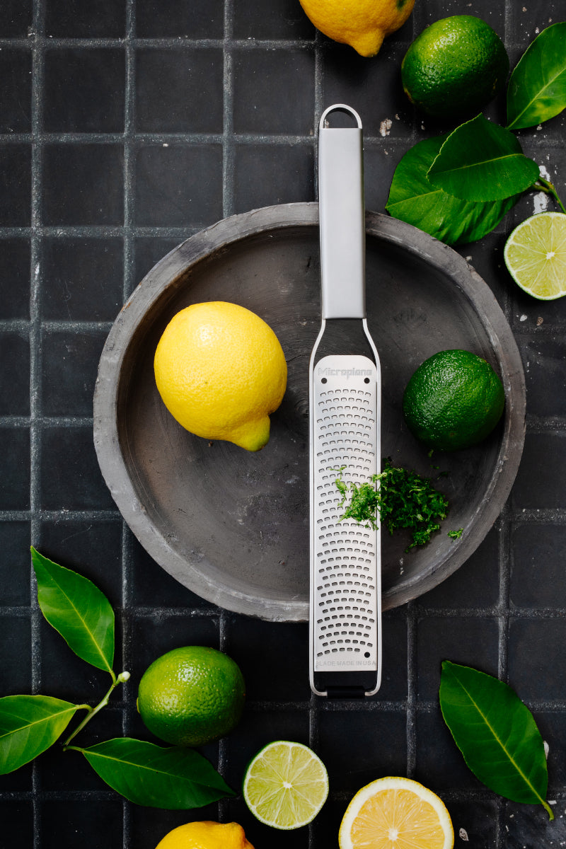 Microplane Professional Edelstahl Zester Reibe 30cm Lifestyle 9