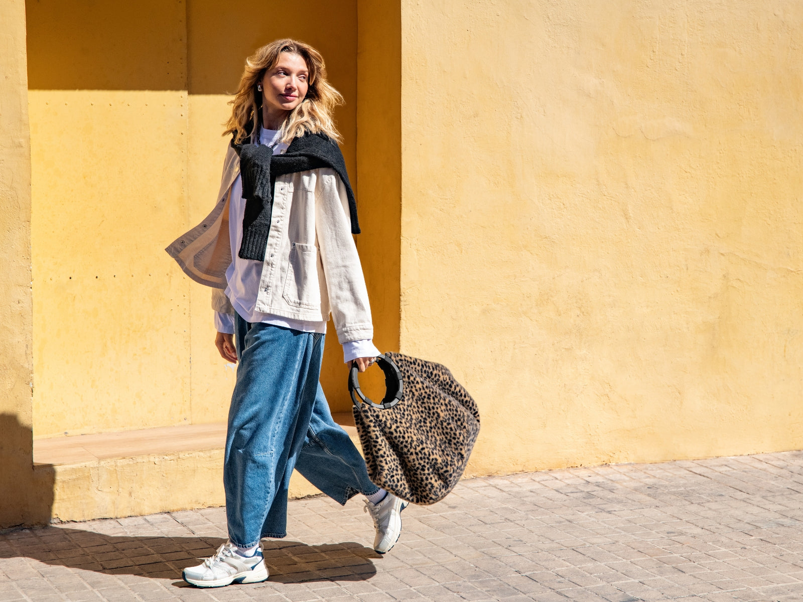 reisenthel loopbag hobo leo fake fur - Produktbild 5
