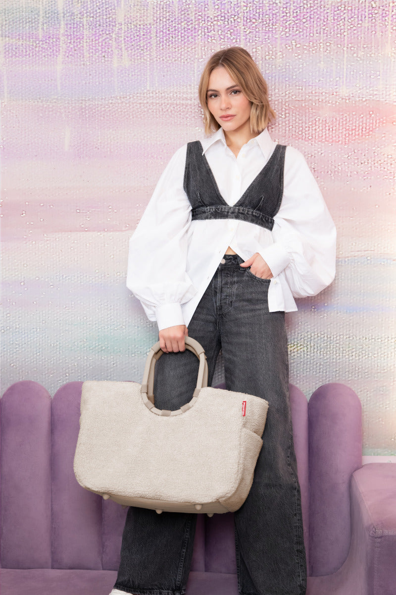 reisenthel loopshopper L teddy sand Lifestyle 2