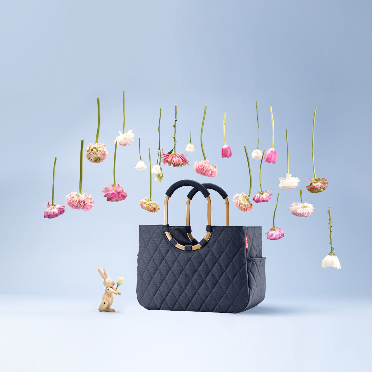 reisenthel loopshopper L frame rhombus midnight gold Lifestyle 7