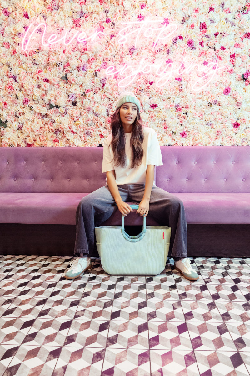 reisenthel loopshopper L frame cord mint Lifestyle 2