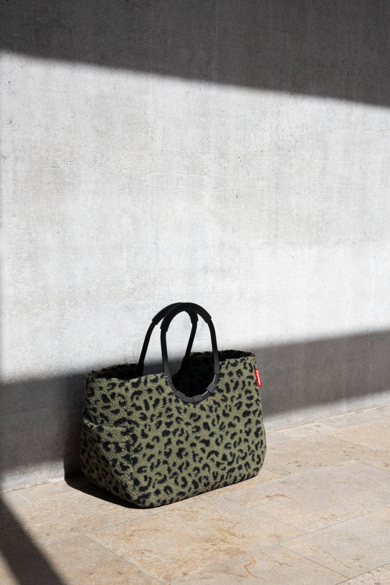 reisenthel loopshopper L teddy leo olive Lifestyle 1