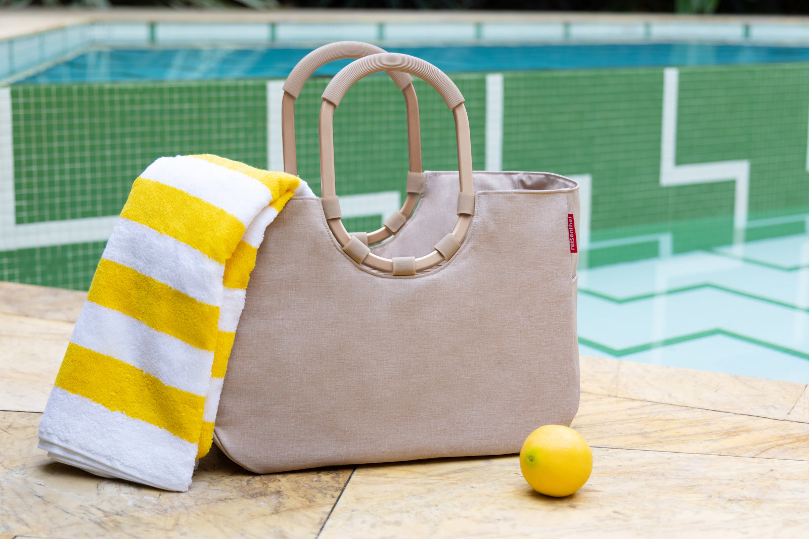 reisenthel loopshopper L frame twist coffee Lifestyle 2