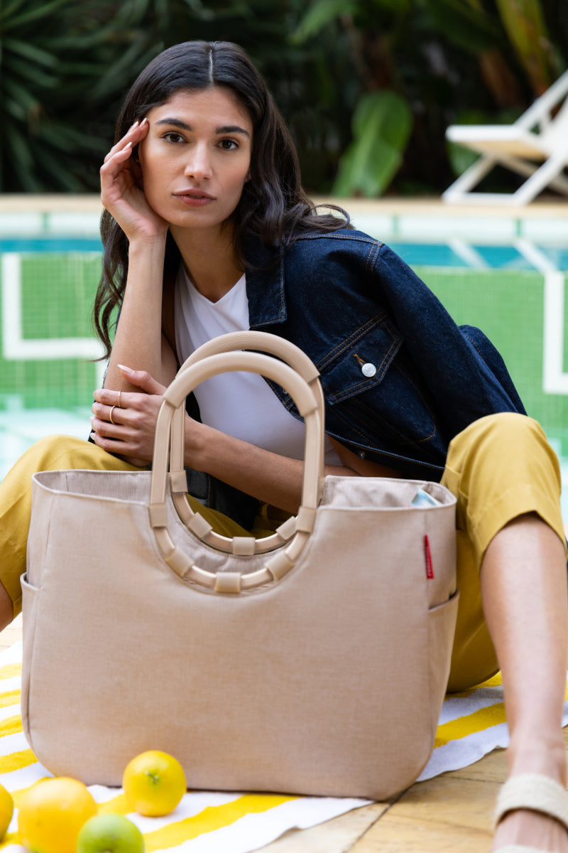 reisenthel loopshopper L frame twist coffee Lifestyle 3