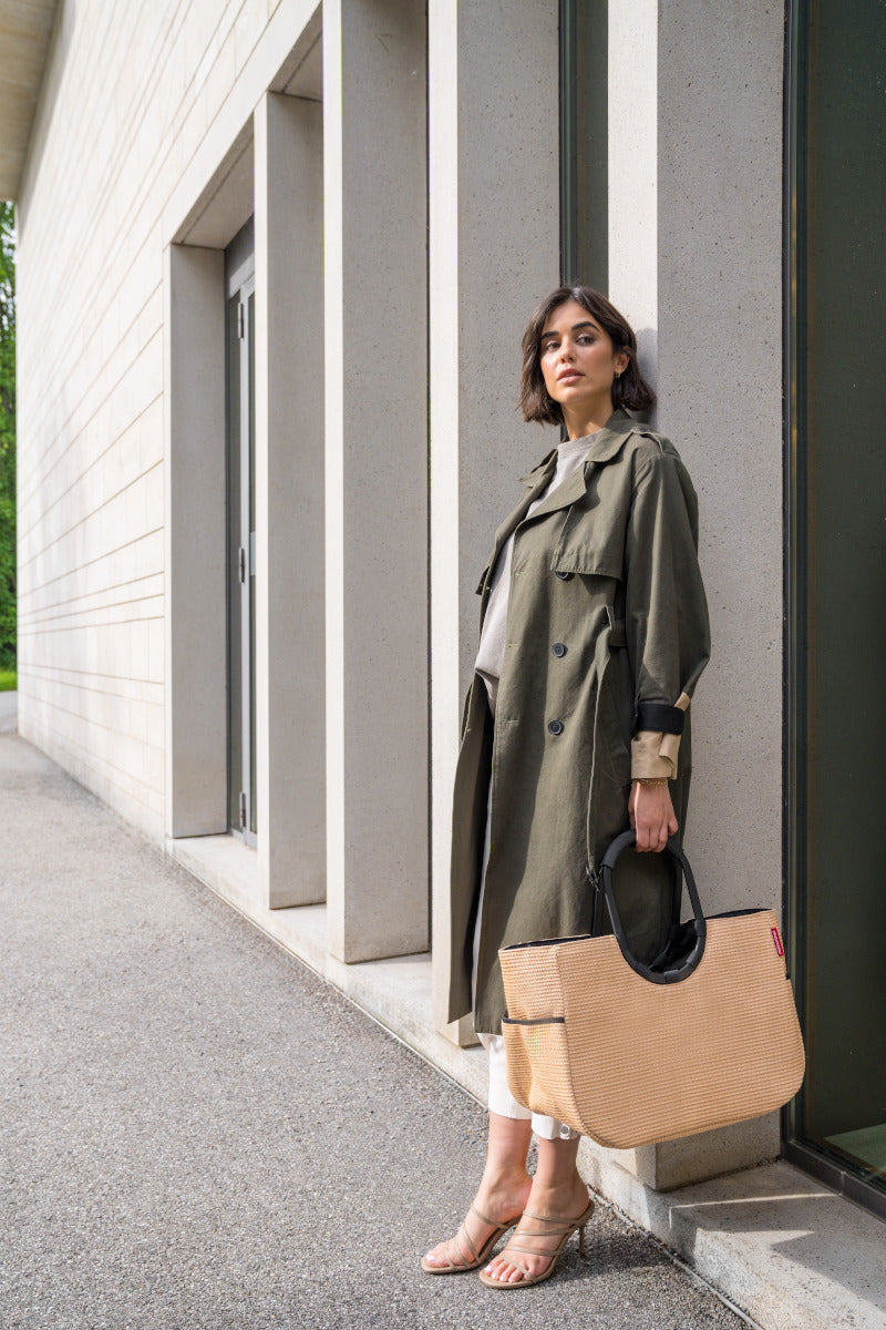 reisenthel loopshopper L frame raffia black Lifestyle 2