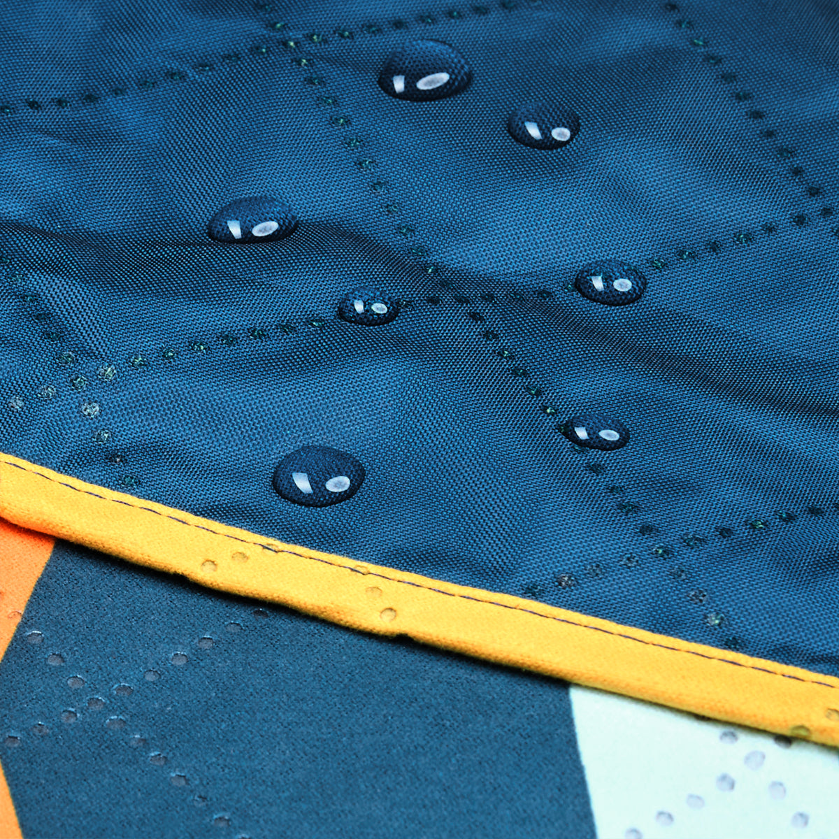 Dock & Bay Picnic Blanket L Bananarama 170x170cm Freisteller 4