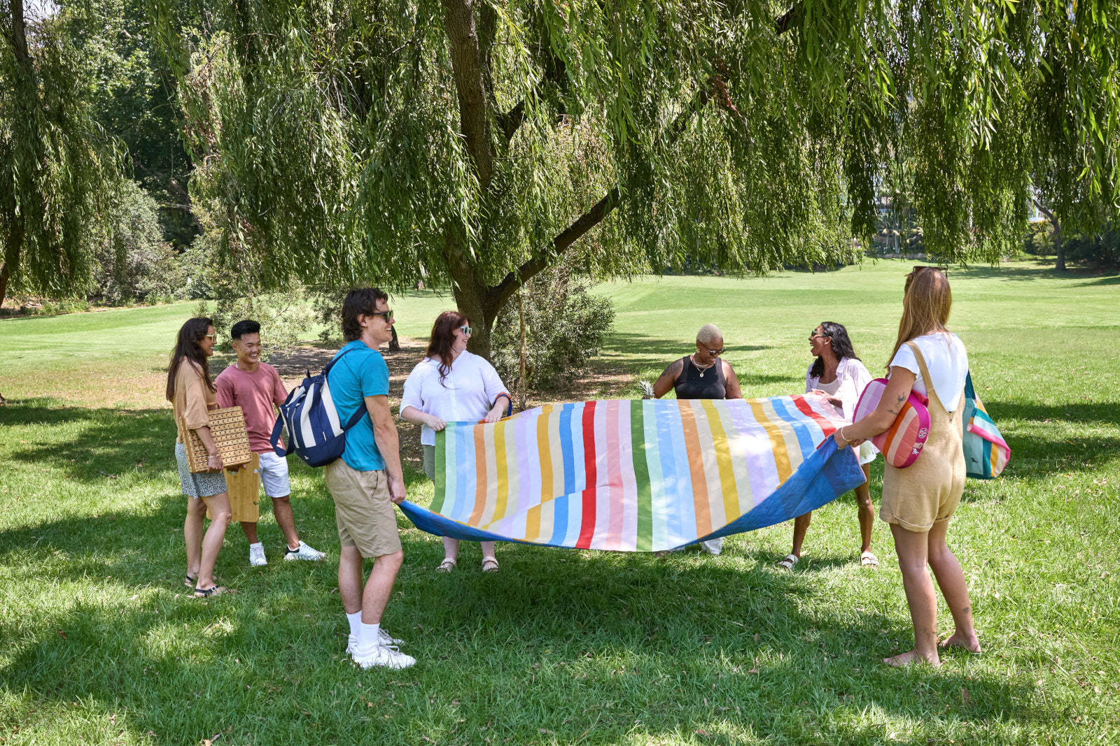 Dock & Bay Picnic Blanket XL Candy Stripes 240x170cm Lifestyle 3