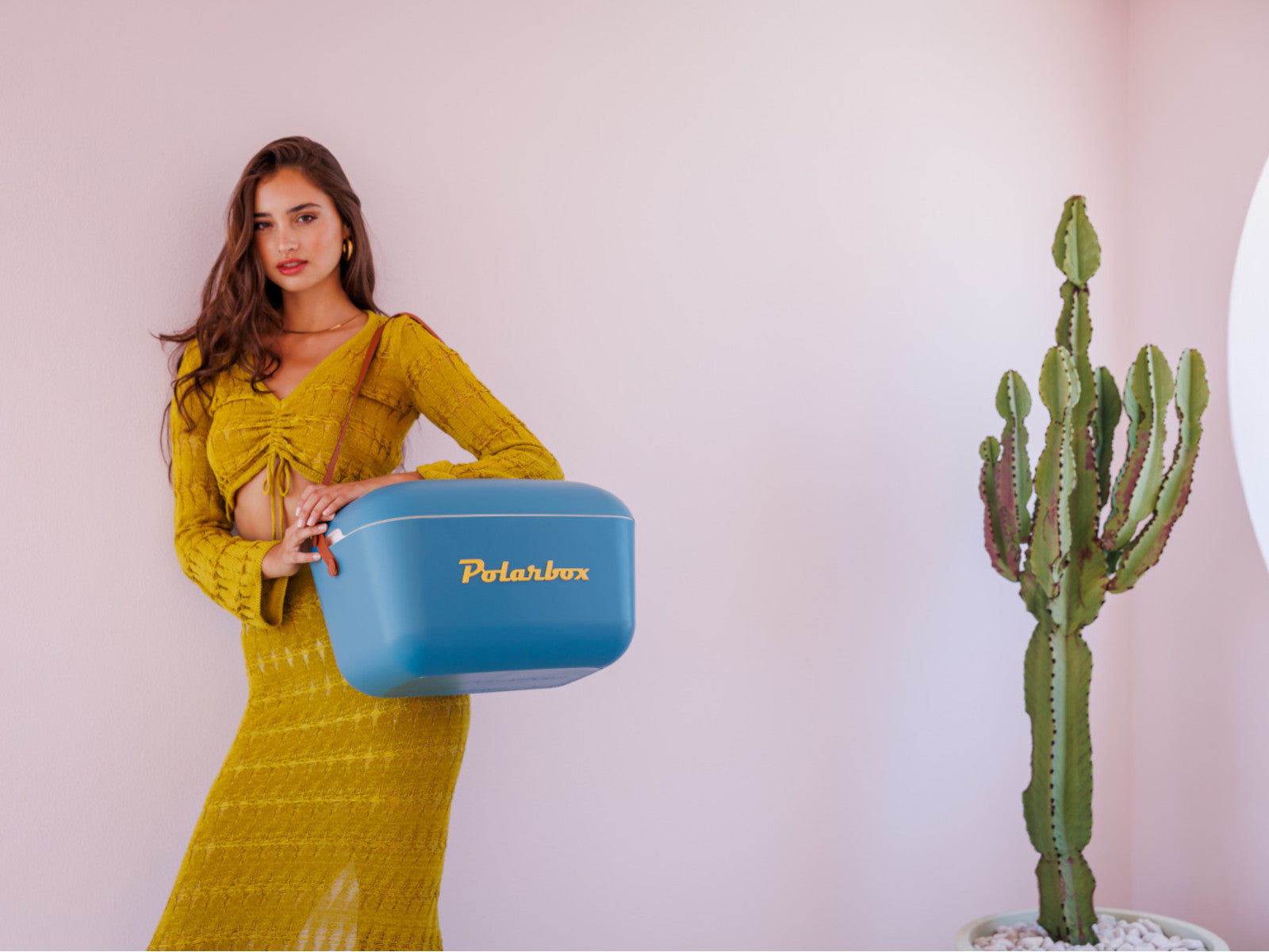 Polarbox Classic Azul Marino - Mostaza 20l Lifestyle 1