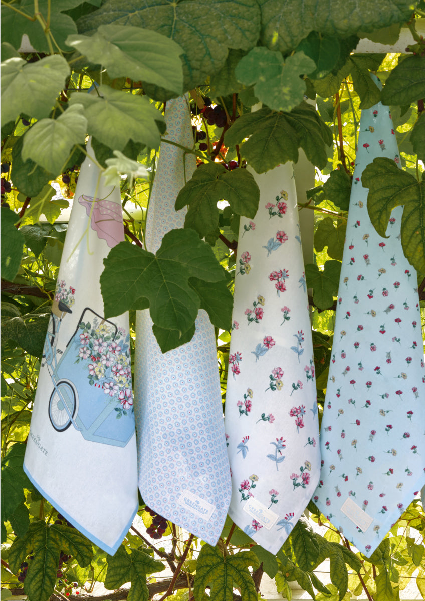Greengate Lianca Geschirrtuch pale blue 70x50cm Lifestyle 5
