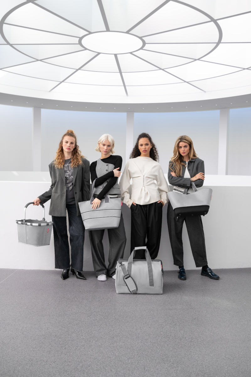 reisenthel shopper e1 herringbone grey Lifestyle 3