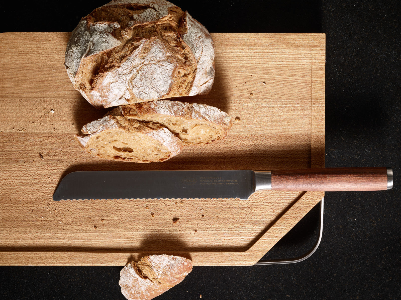 Rösle MASTERCLASS Brotmesser 20cm Lifestyle1