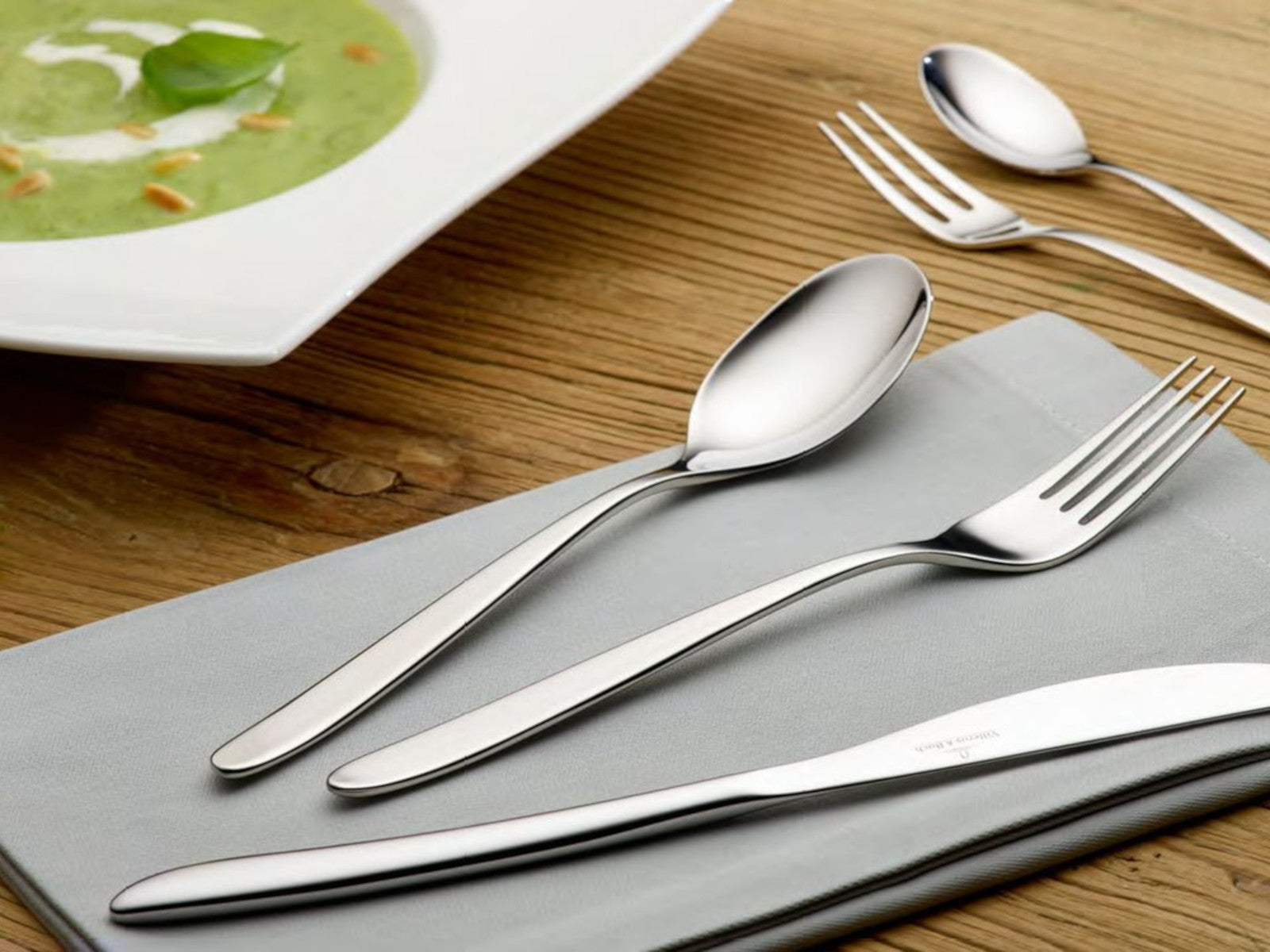 Villeroy & Boch SoftWave Kuchengabel 160mm Lifestyle 1