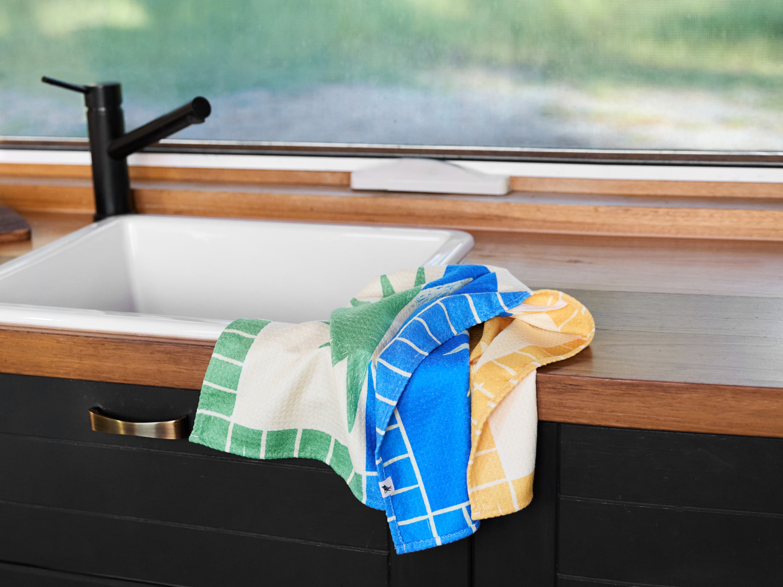 Dock & Bay Geschirrhandtuch M Golden Hour 75x45cm Lifestyle 4