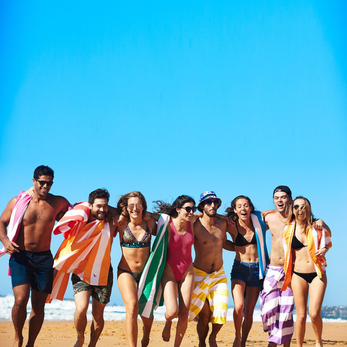 Dock & Bay Beach Towel L Whitsunday Blue 160x90cm Lifestyle 7